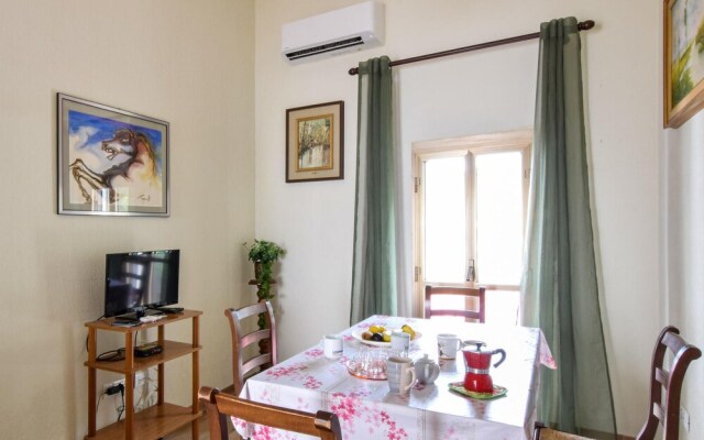 Nice Apartment in Posada With Wifi and 3 Bedrooms