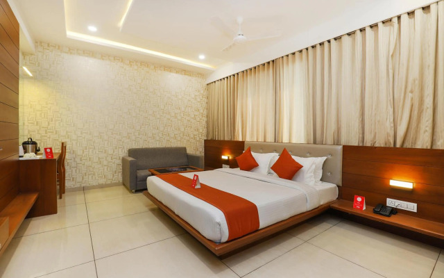 OYO 9687 Hotel Avista