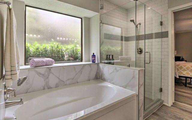 Convenient Allen Retreat, 2 Mi to Downtown!