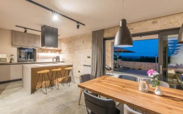 Exclusive Living Villas
