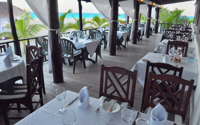 Flamingo Cancun - All Inclusive