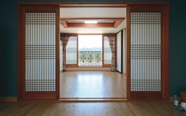 Gyeongju Mong Bed and Breakfast