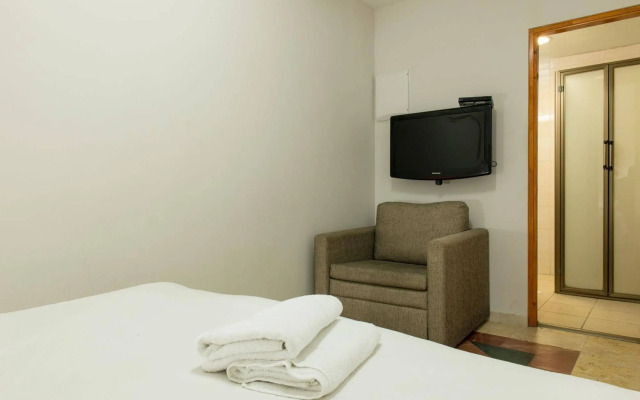 Royalty Suites