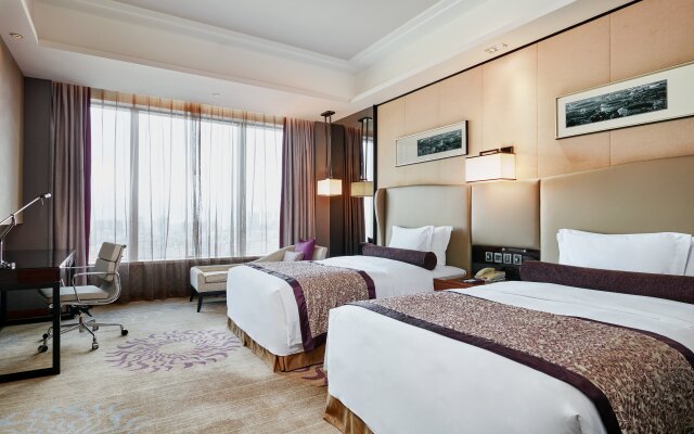 Crowne Plaza Huizhou, an IHG Hotel