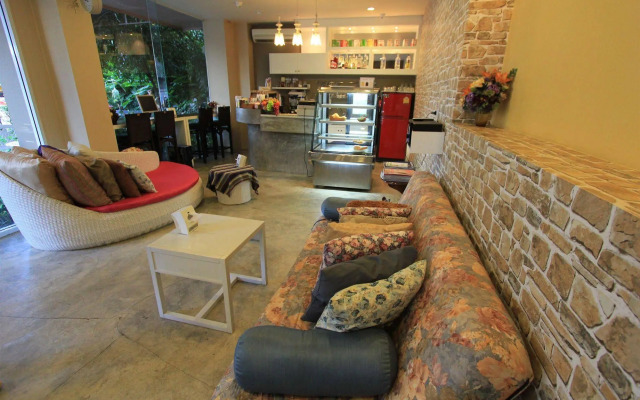 Inspire House Hotel