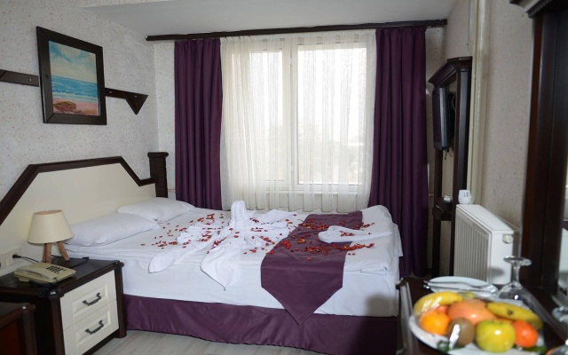 Kucuk Velic Hotel