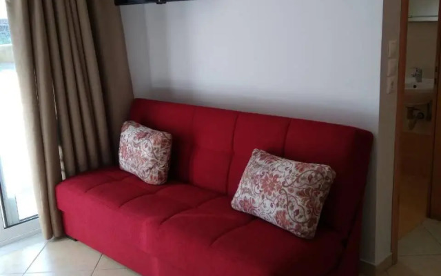 Spyros Studio
