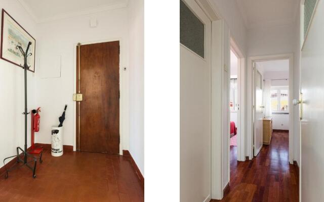 Comfortable and Central Apartment Cascais