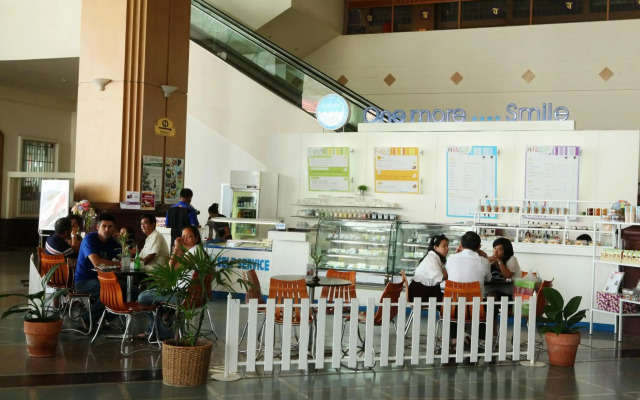 Thumrin Thana Hotel