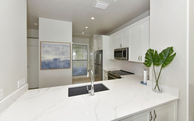 Harbor Villa Club 305