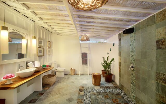 PinkCoco Gili Air - Constant Surprises & for Cool Adults Only