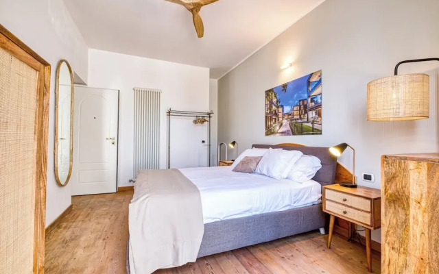 Villa Luce del Sol with Pool - L
