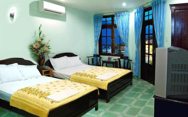 Queen Hotel Tran Phu