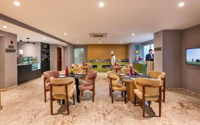 Comfort INN Grand - Kaushambi