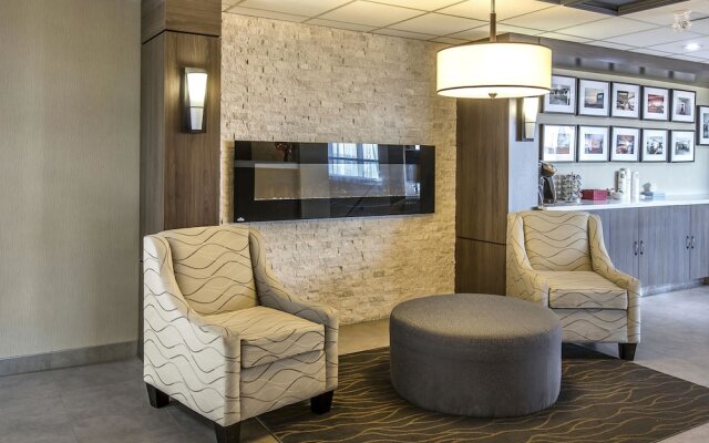 Mamateek Restaurant & Pub