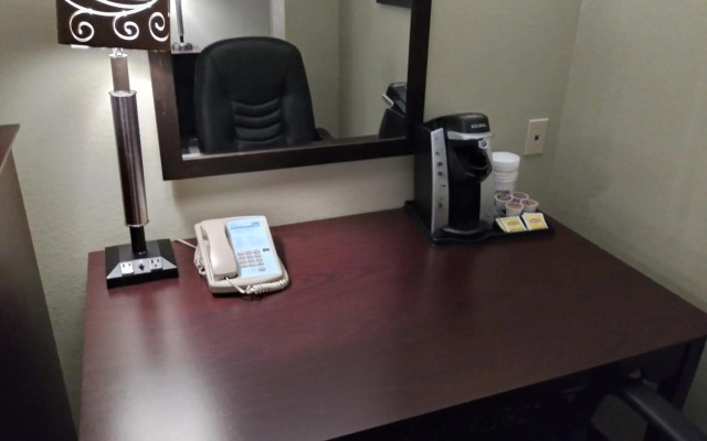 Holiday Inn Express & Suites Pittsburgh West - Greentree by IHG