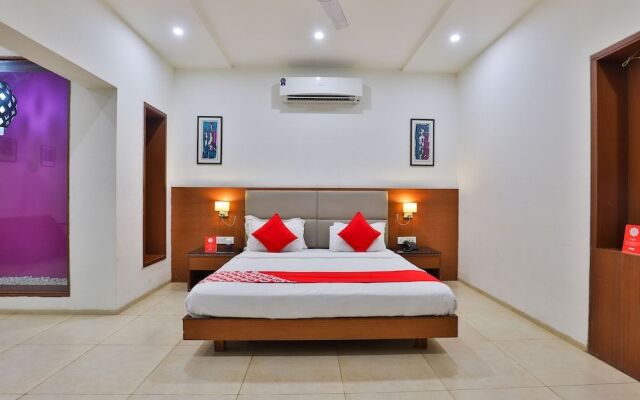 OYO 17283 Greenleaf Club