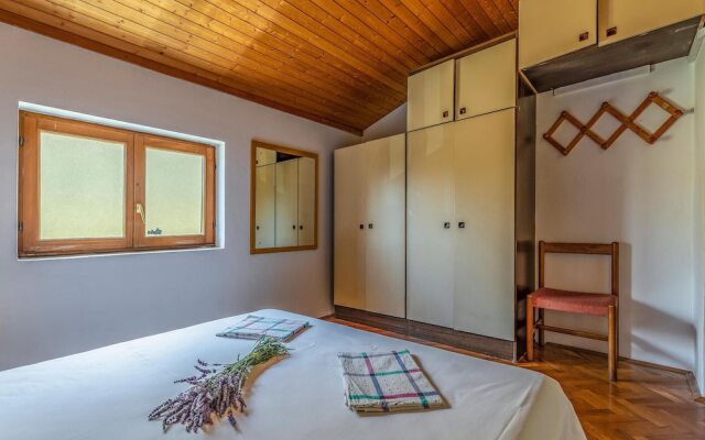 Stunning Apartment in Medulin With 3 Bedrooms and Wifi