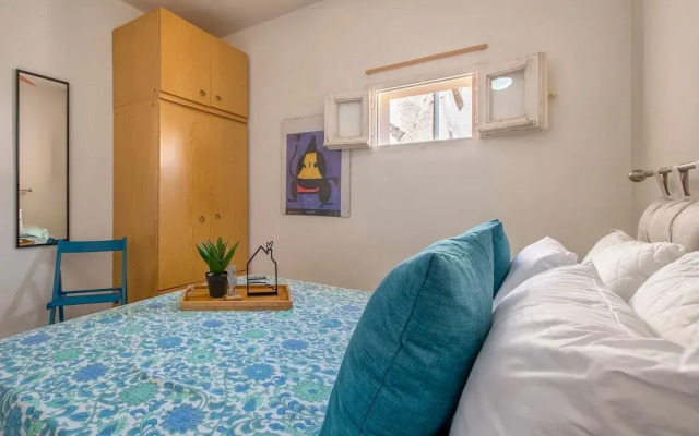 Ruota 2 in Alghero With 1 Bedrooms and 1 Bathrooms