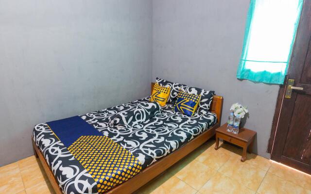 SPOT ON 1746 Putri Kuning Residence