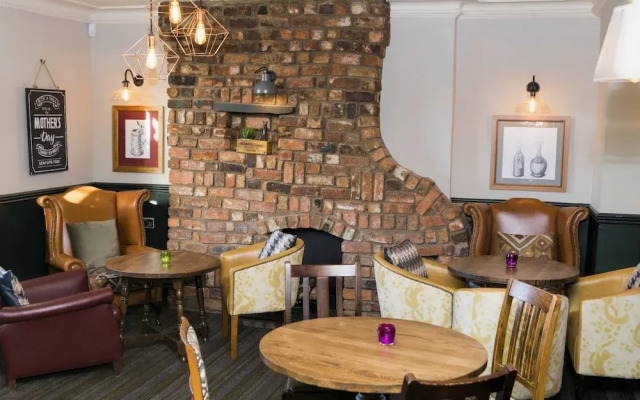 Pen & Parchment Inn by Greene King Inns