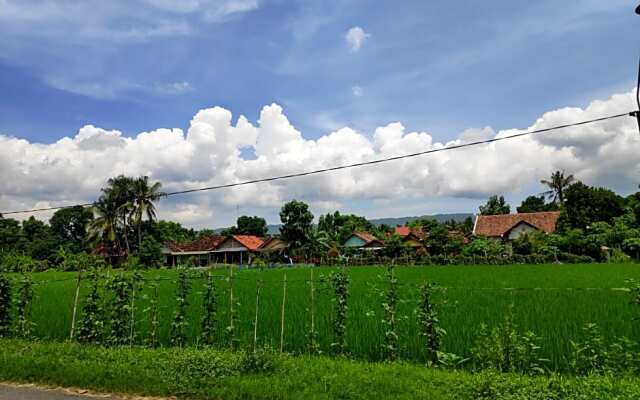 Homestay Joglo Sudiatmojo