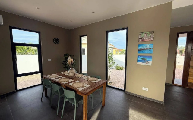 Villa Milamor Curacao - Harmonie, Grote Berg