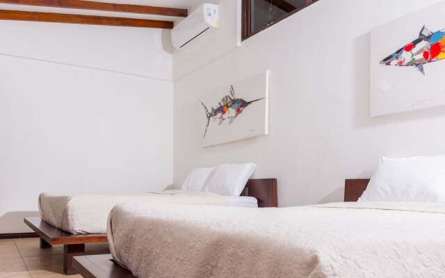 Café de Playa Beach Front Hotel