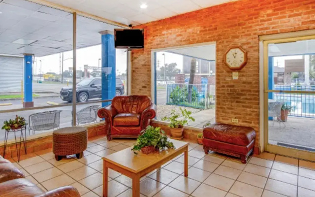 OYO Hotel San Antonio Airport South