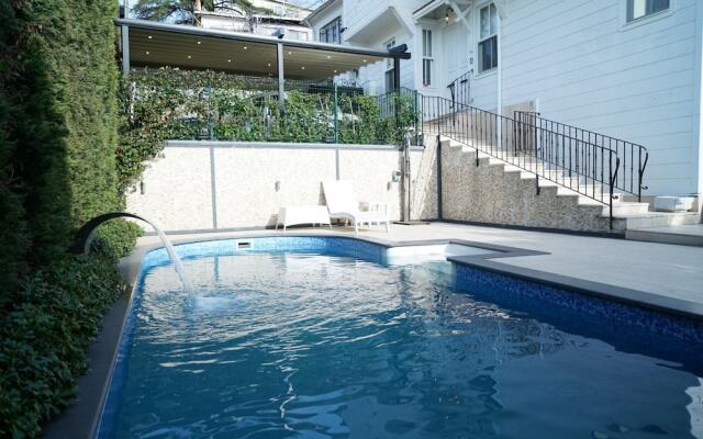 Pavilion With Bosphorus View in Anadolu Hisari