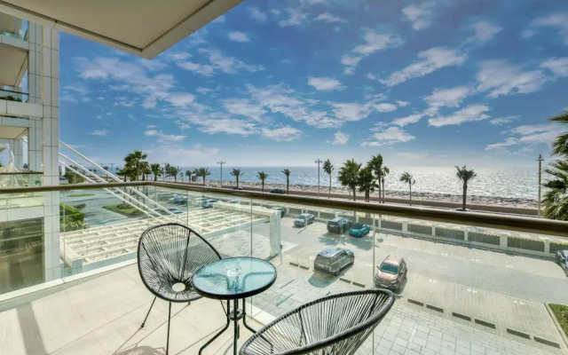 Maison Privee - The 8 Palm