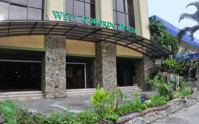 West Gorordo Hotel