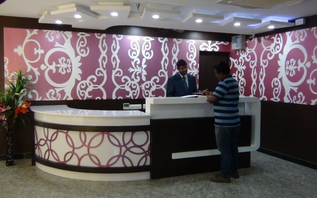 Hotel Sumi Palace