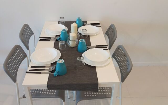 Mercu Summer Suite by Annie Homes