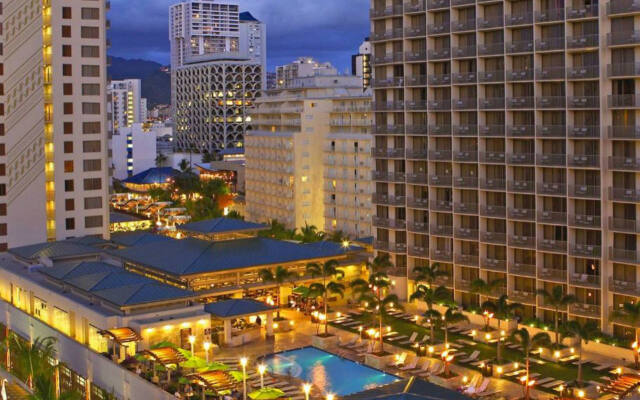 Embassy Suites by Hilton Waikiki Beach Walk