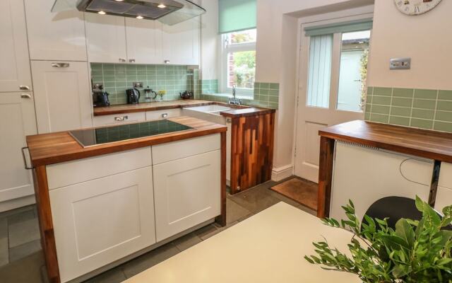 13 Hope Road, Hope Valley