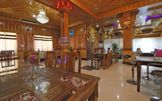 Oyo 5369 Hotel Shimla Hills International