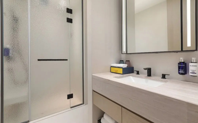 voco Suites Shanghai Hongqiao CBD by IHG