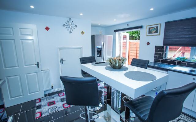 Phamphy Luxury Home