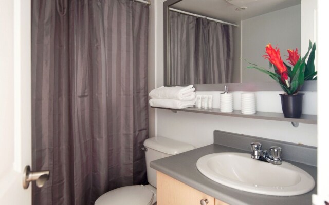 Comfortable Downtown Studio Apartment by Namastay
