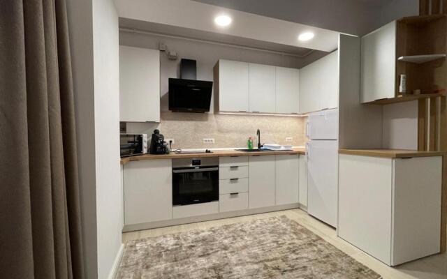 Mamaia Nord Bel Air 505 Zona Cluburi