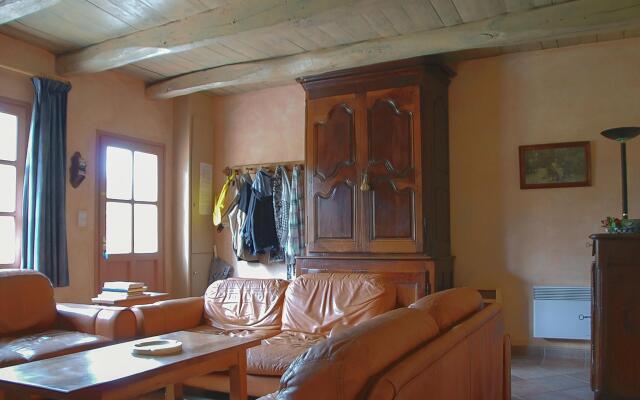 Cozy Holiday Home in Piquecos with Private Swimming Pool