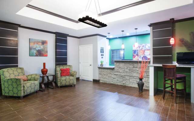 Super 8 by Wyndham Carthage TX