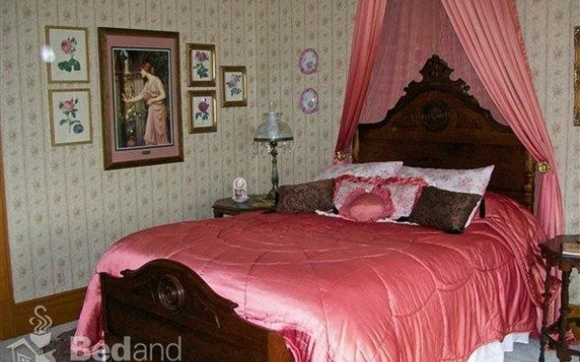 Isadora's Bed and Breakfast