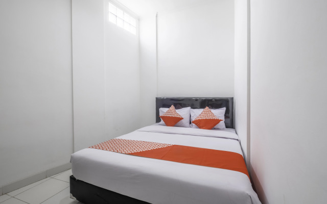 OYO 1608 Feby Maisonatte