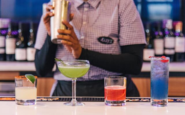 Holiday Inn Philadelphia-Cherry Hill by IHG