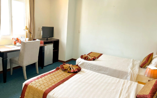 Legacy Riverside Danang Hotel