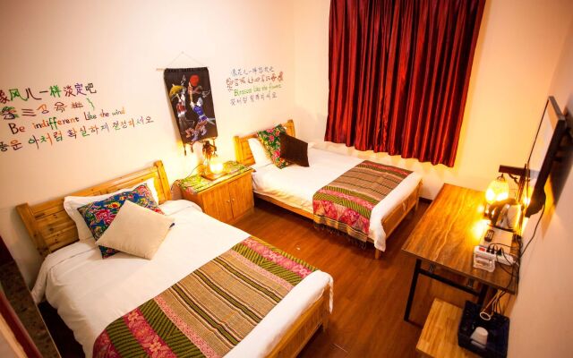 Lijiang Peach Hostel