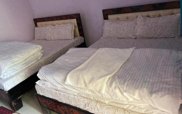 Amardeep Homestay by StayApart