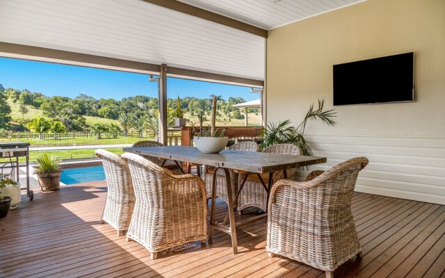 Your Luxury Escape - Midgen Flat